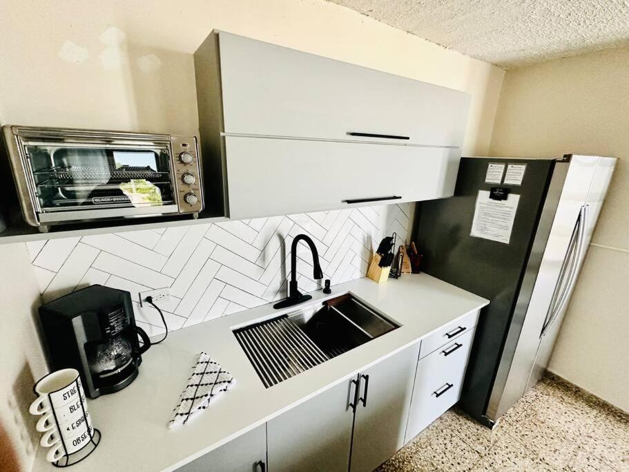 Вілла Ocean Breeze Punta Santiago Екстер'єр фото